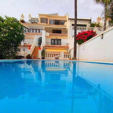 Beautiful 2 Bedroom In Calle Carabeo, نيرخا المظهر الخارجي الصورة